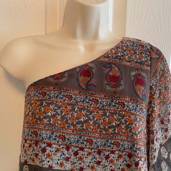 BUY 2 ITEMS AND GET 1 FREE - Rustic West One Shoulder Blouse Sz XL - Picture 4 of 7